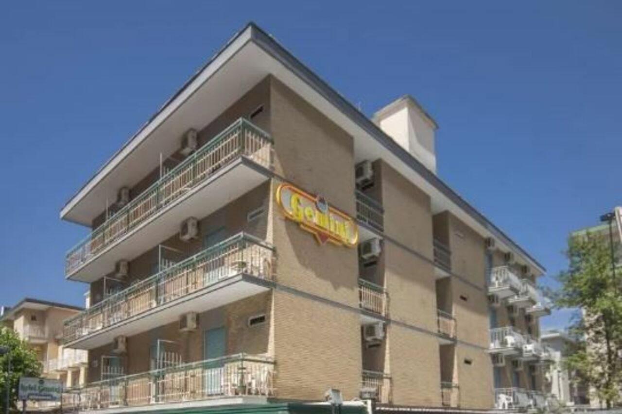 Hotel Gemini Rimini Buitenkant foto