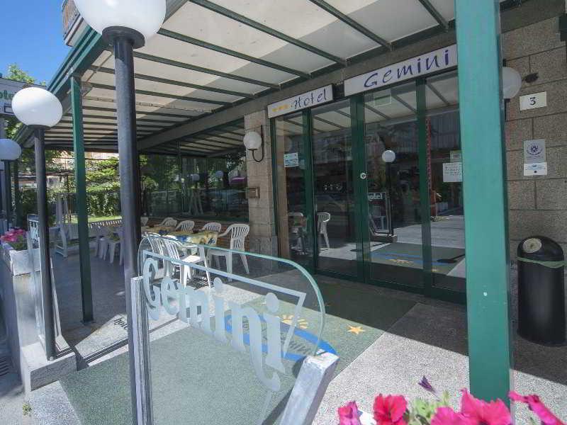 Hotel Gemini Rimini Buitenkant foto