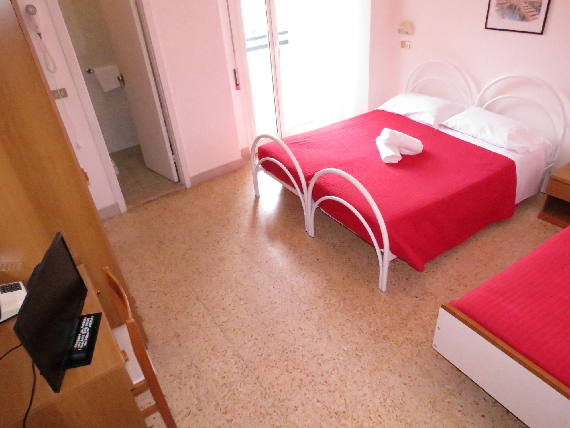Hotel Gemini Rimini Buitenkant foto