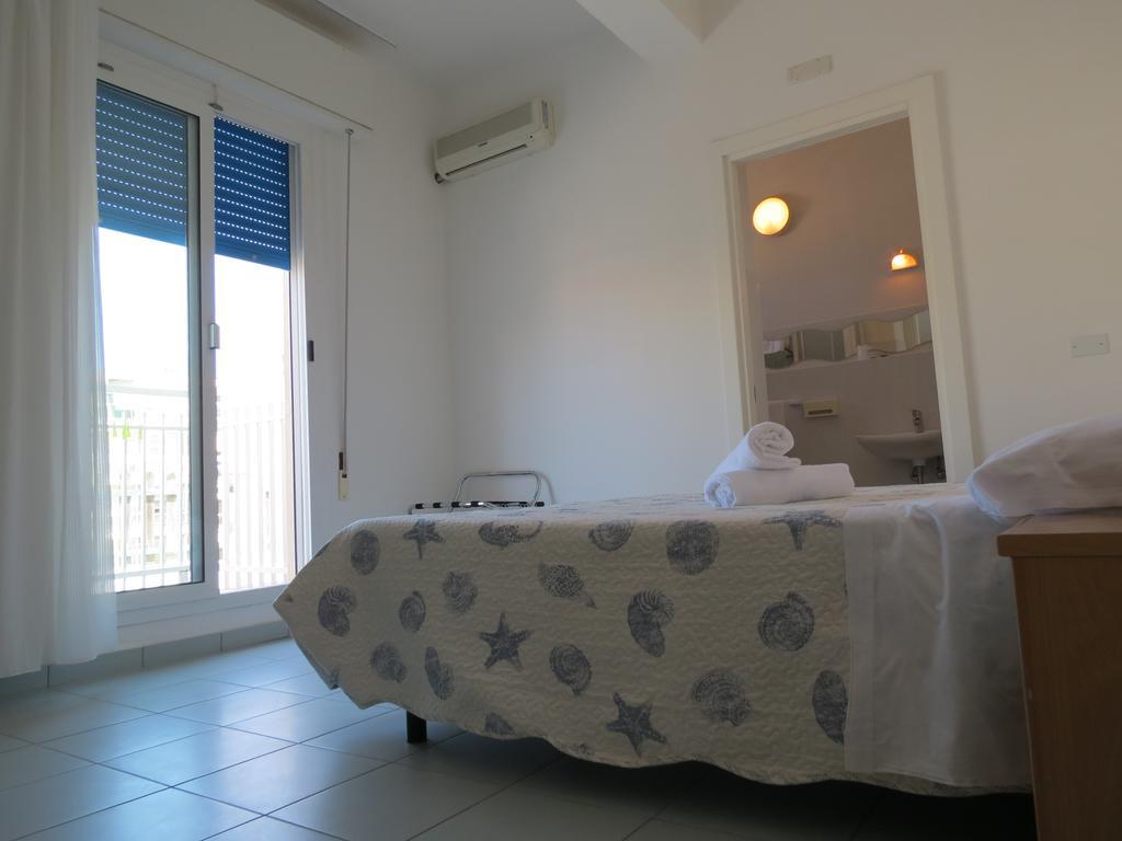 Hotel Gemini Rimini Buitenkant foto