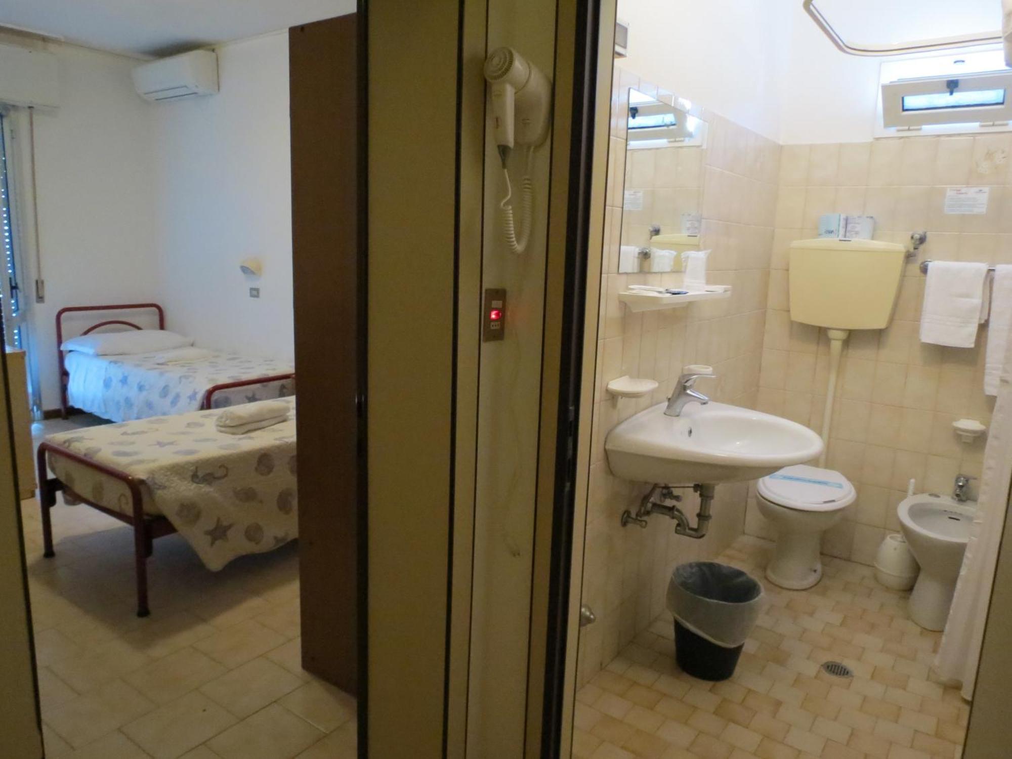 Hotel Gemini Rimini Kamer foto